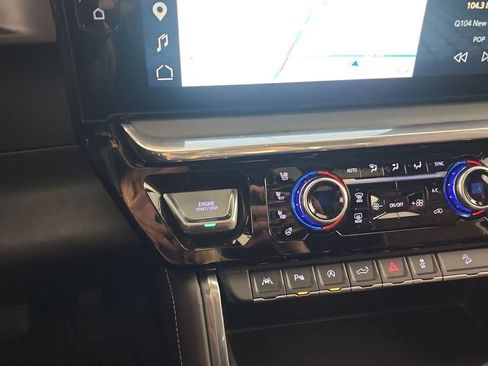 Used 2025 GMC Sierra 1500 Denali Ultimate AWD/4WD image 23