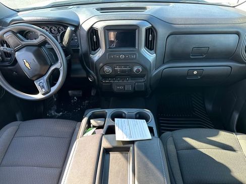 Used 2025 Chevrolet Silverado 1500 Custom image 18