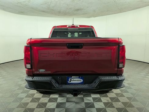 Certified 2024 Chevrolet Colorado Trail Boss w/ Technology Package image 8