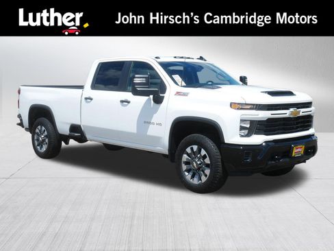 Used 2025 Chevrolet Silverado 2500 Custom w/ Custom Convenience Package AWD/4WD image 1