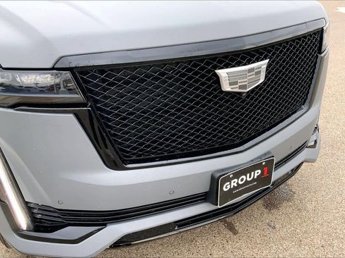 Used 2021 Cadillac Escalade Sport Platinum image 29