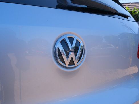 Used 2016 Volkswagen Tiguan SE FWD image 46