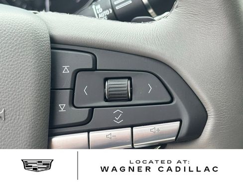 Used 2024 Cadillac XT6 Premium Luxury w/ Technology Package image 24