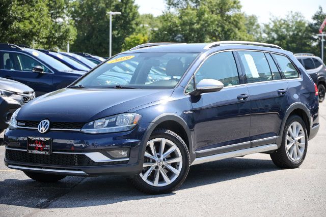 Used 2019 Volkswagen Golf Alltrack S AWD/4WD image 10