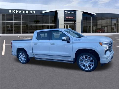 Used 2024 Chevrolet Silverado 1500 High Country image 10