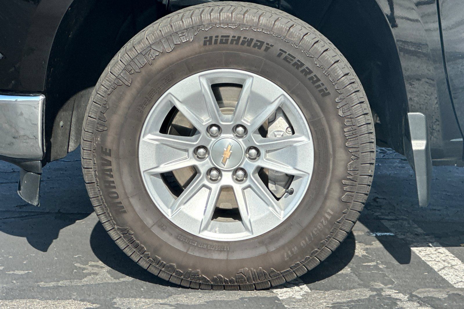 Used 2025 Chevrolet Silverado 1500 LT RWD image 43