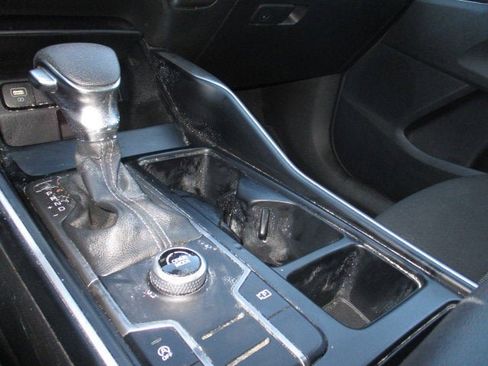 Used 2022 Kia Sorento LX image 21