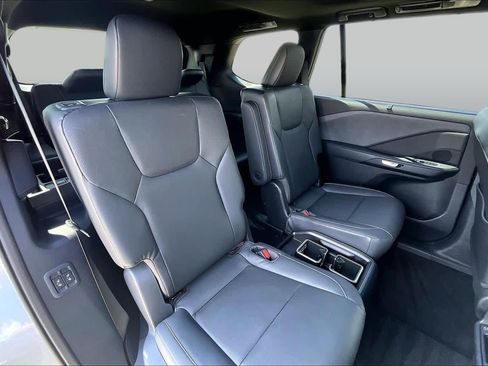 Used 2025 Lexus TX 350 AWD w/ Technology Package image 17