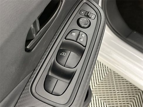 Certified 2025 Nissan Versa SV w/ Trunk Package image 13