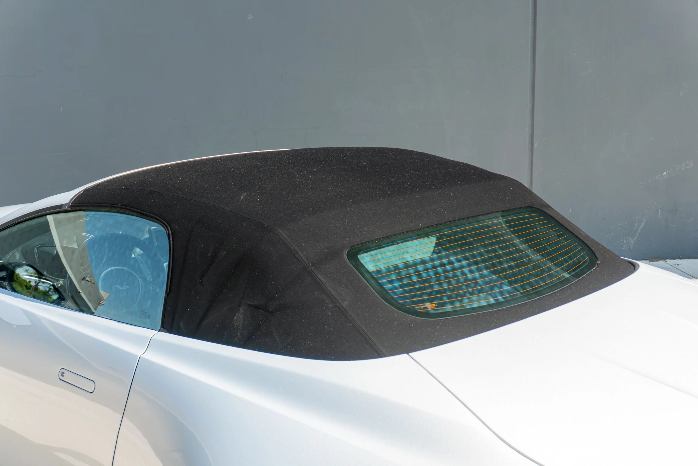 Used 2022 Aston Martin V8 Vantage Roadster RWD image 50
