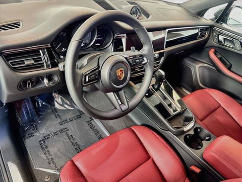 New 2026 Porsche Macan S AWD/4WD image 4