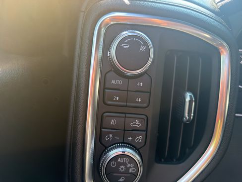 Used 2019 GMC Sierra 1500 AT4 w/ AT4 Premium Package AWD/4WD image 17
