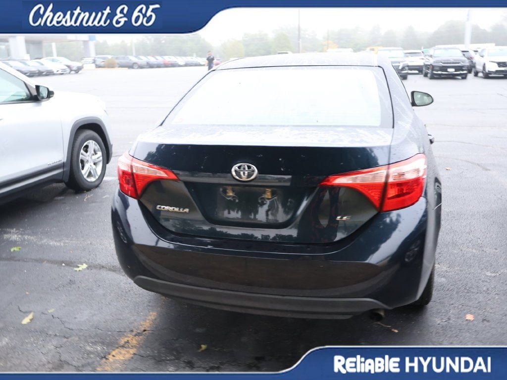 Used 2019 Toyota Corolla LE FWD image 19