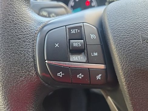 Used 2023 Ford Transit 350 XLT RWD image 18
