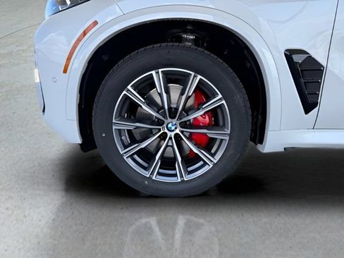 Used 2026 BMW X5 sDrive40i w/ M Sport Package RWD image 14