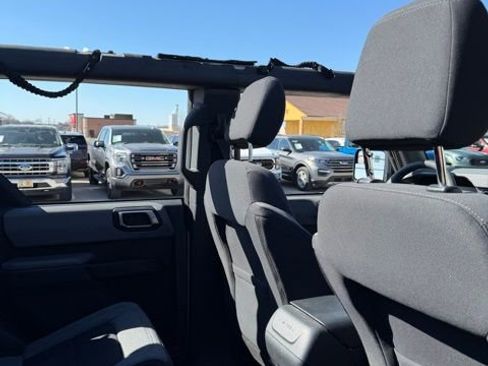 Used 2022 Ford Bronco 4-Door image 15