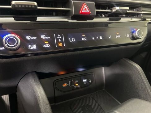 New 2026 Kia Sportage EX image 31