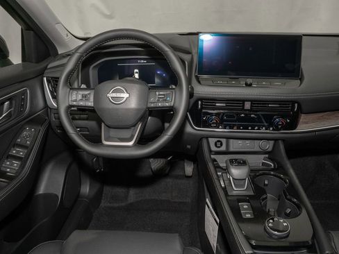 New 2026 Nissan Rogue Platinum w/ Tech Package image 8