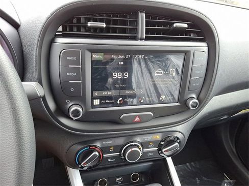 New 2025 Kia Soul LX image 11