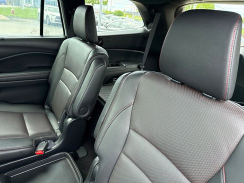 Used 2022 Honda Pilot Elite image 27