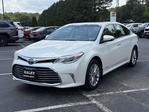 Used 2017 Toyota Avalon Limited w/ Carpet Mat Package FWD image 23