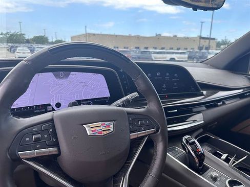 Used 2023 Cadillac Escalade ESV Premium Luxury w/ Performance Package AWD/4WD image 3