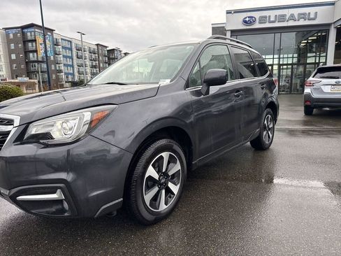 Used 2018 Subaru Forester 2.5i Limited image 3