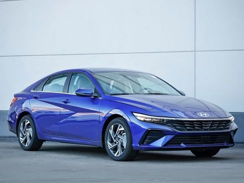 New 2026 Hyundai Elantra Limited image 1