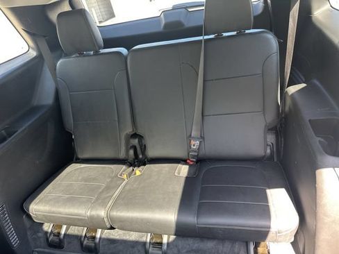 Used 2021 Chevrolet Traverse High Country AWD/4WD image 55