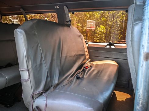 Used 2010 Ford E-250 and Econoline 250 RWD image 12