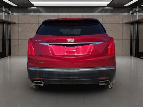 Used 2019 Cadillac XT5 AWD image 8