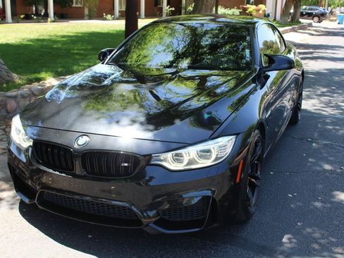 Used 2015 BMW M4 Convertible image 49