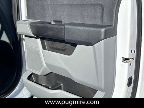 New 2026 Ford F250 XL w/ XL Chrome Package image 16
