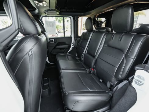 Used 2023 Jeep Wrangler Unlimited Sahara w/ Cold Weather Group image 35