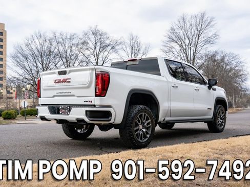 Used 2022 GMC Sierra 1500 AT4 w/ AT4 Premium Package image 5