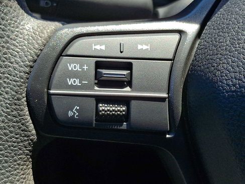 Certified 2023 Honda Accord EX image 21