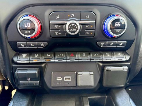 Used 2023 GMC Sierra 2500 Denali image 22