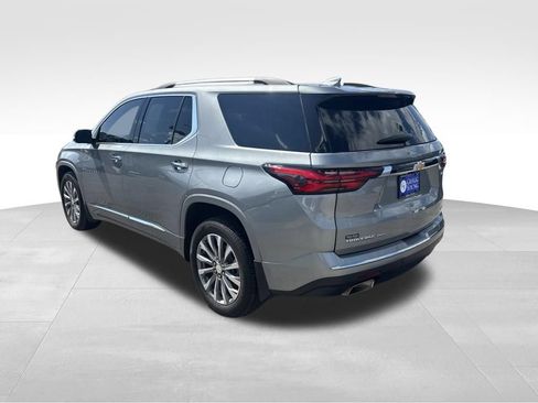 Used 2023 Chevrolet Traverse Premier AWD/4WD image 4