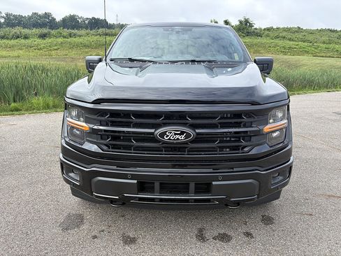 New 2026 Ford F150 XLT w/ Equipment Group 302A MID AWD/4WD image 8