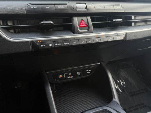 Certified 2025 Kia K4 FWD image 77