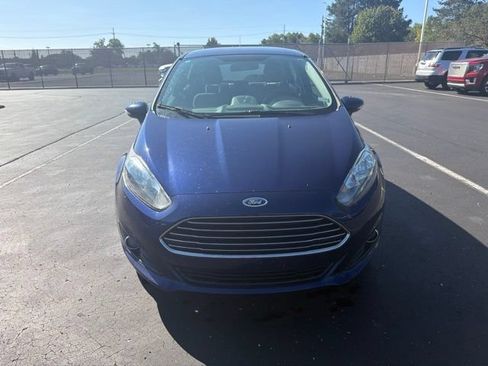 Used 2016 Ford Fiesta SE w/ Equipment Group 201A FWD image 3