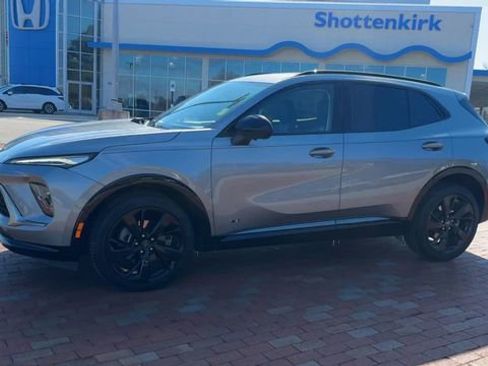 Used 2024 Buick Envision Sport Touring AWD/4WD image 7