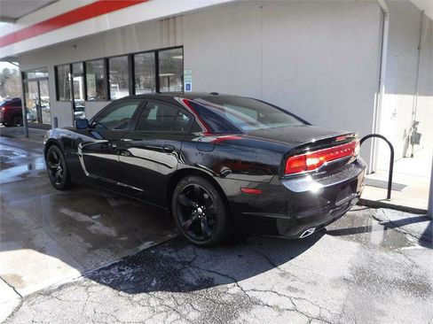 Used 2012 Dodge Charger SXT Plus image 12