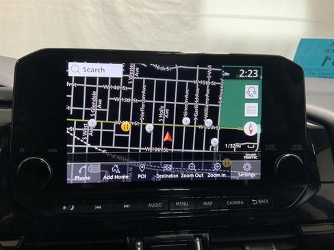 Used 2023 Nissan Pathfinder Platinum image 31