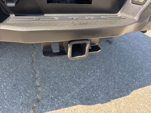 Used 2024 Ford F150 Lightning Flash image 29