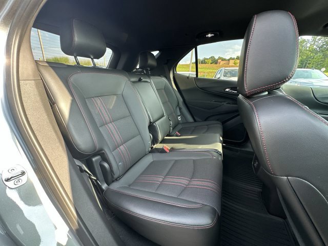 Certified 2023 Chevrolet Equinox RS FWD image 25