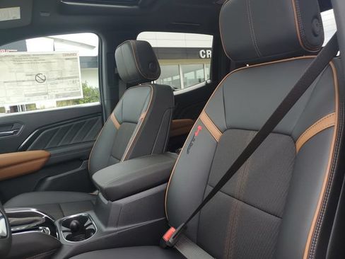New 2026 GMC Canyon AT4 w/ Technology Plus Package AWD/4WD image 5