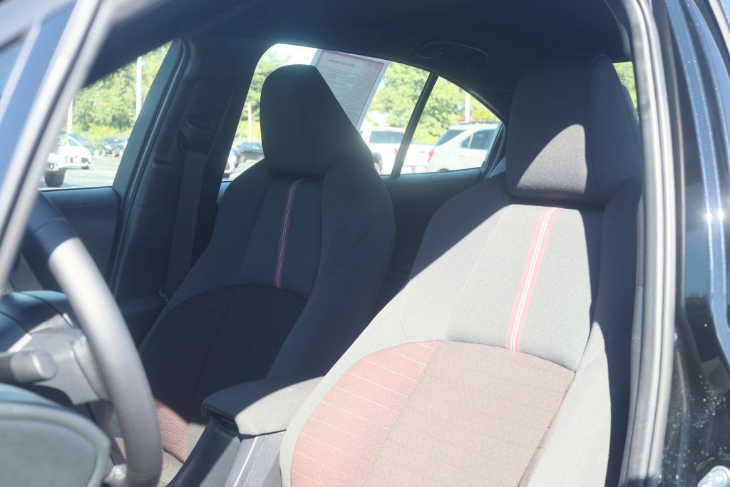 Used 2026 Toyota Corolla SE FWD image 26