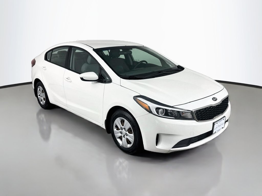 Used 2017 Kia Forte LX FWD image 7