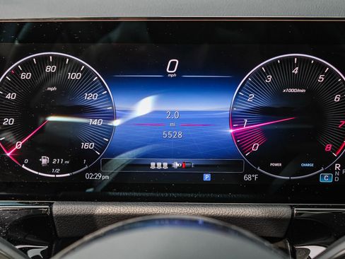 Certified 2025 Mercedes-Benz GLA 250 4MATIC image 25